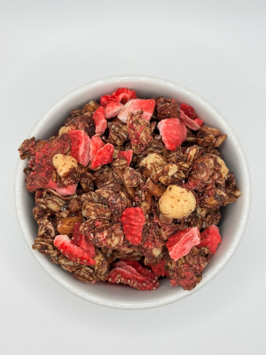 HAZELNUT STRAWBERRY GRANOLA