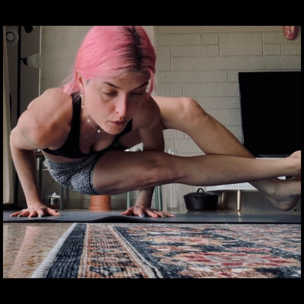 In-Person Private Vinyasa Yoga Session with Tiffany